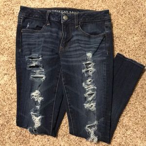 American Eagle dark wash skinny jeans